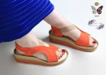 صندل دخترانه طبی دارای پد خارپاشنه
